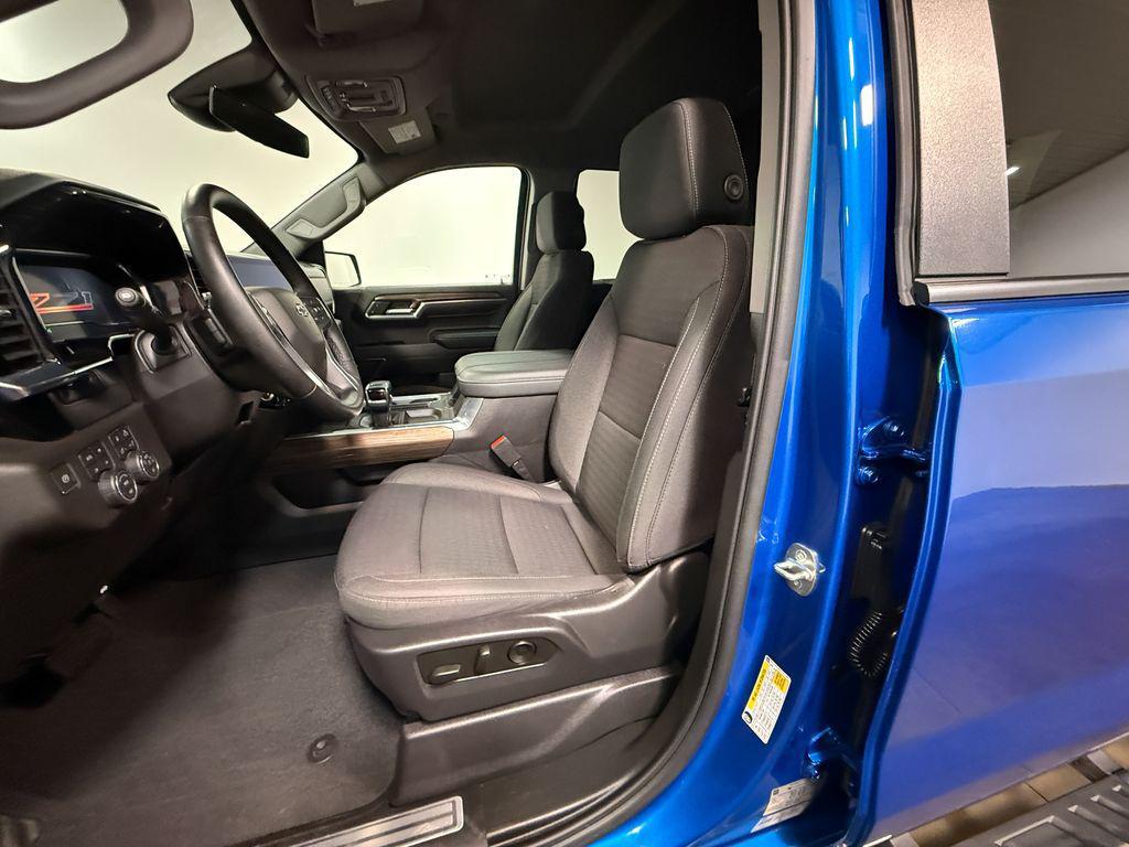 used 2023 Chevrolet Silverado 1500 car, priced at $49,065