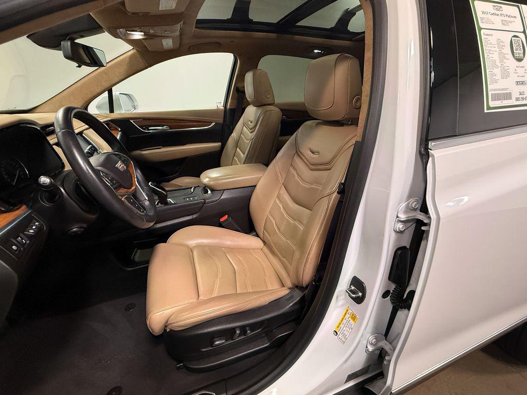 used 2017 Cadillac XT5 car, priced at $22,933