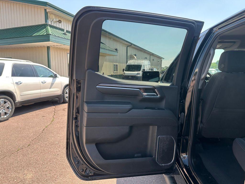 used 2024 Chevrolet Silverado 1500 car, priced at $44,942