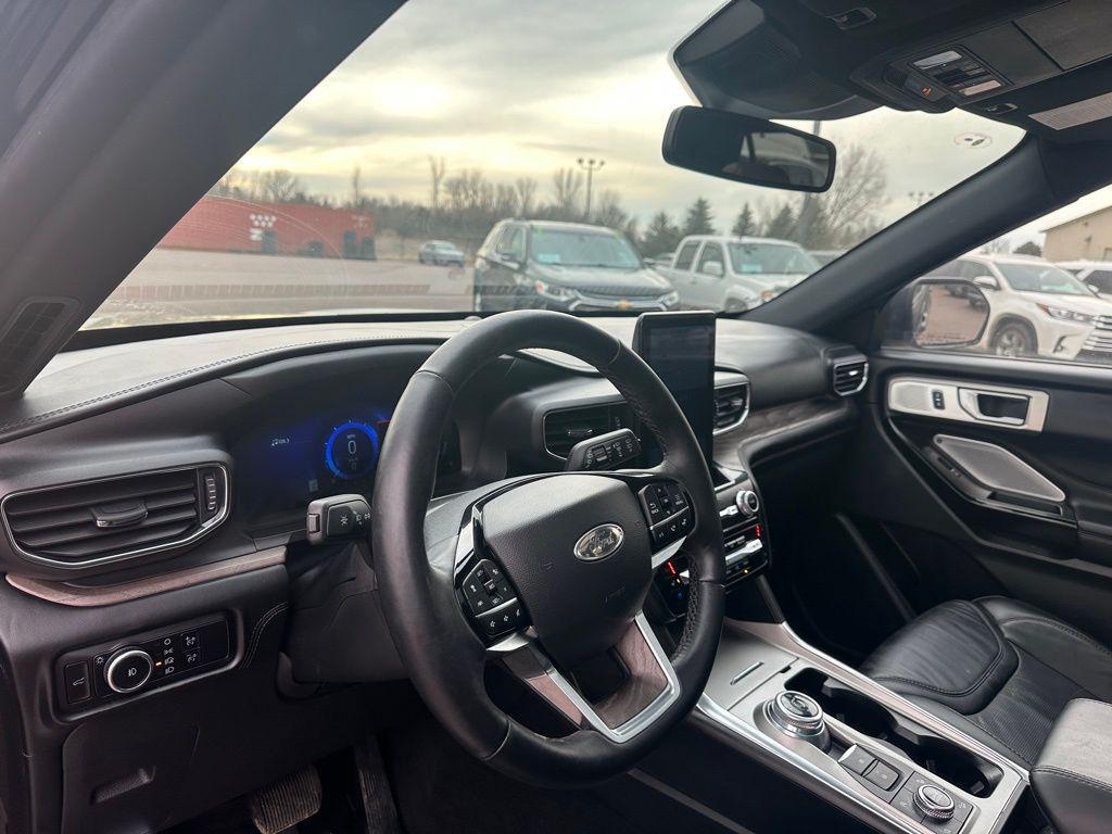 used 2024 Ford Explorer car, priced at $45,937