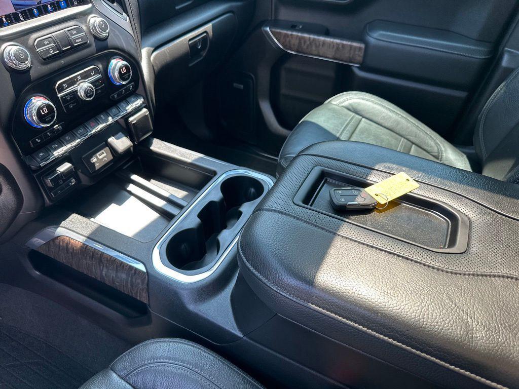 used 2021 GMC Sierra 1500 car, priced at $38,192