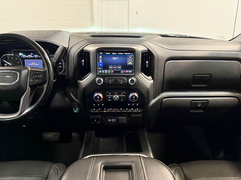 used 2021 GMC Sierra 1500 car, priced at $38,198