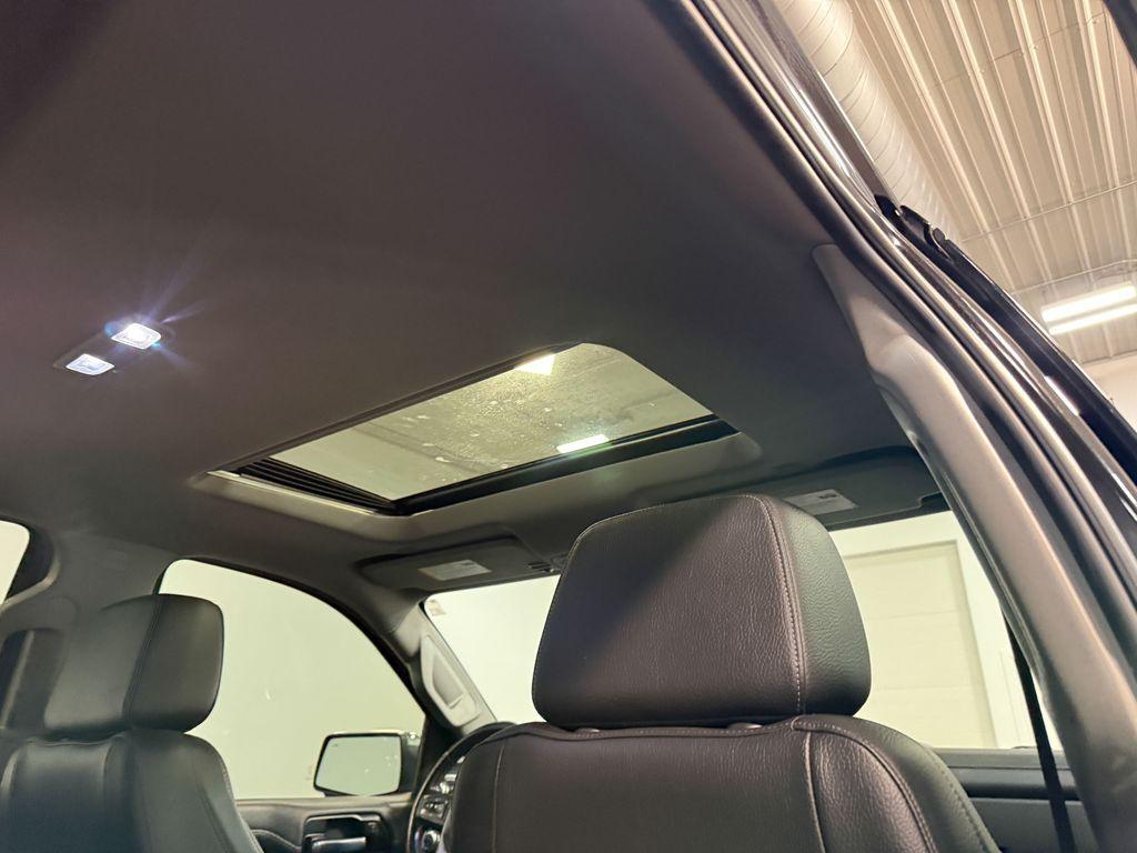 used 2021 GMC Sierra 1500 car, priced at $38,198