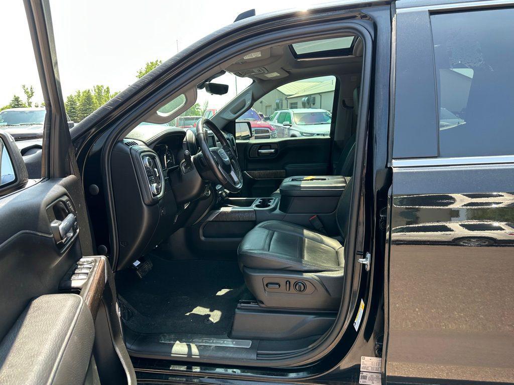 used 2021 GMC Sierra 1500 car, priced at $38,192