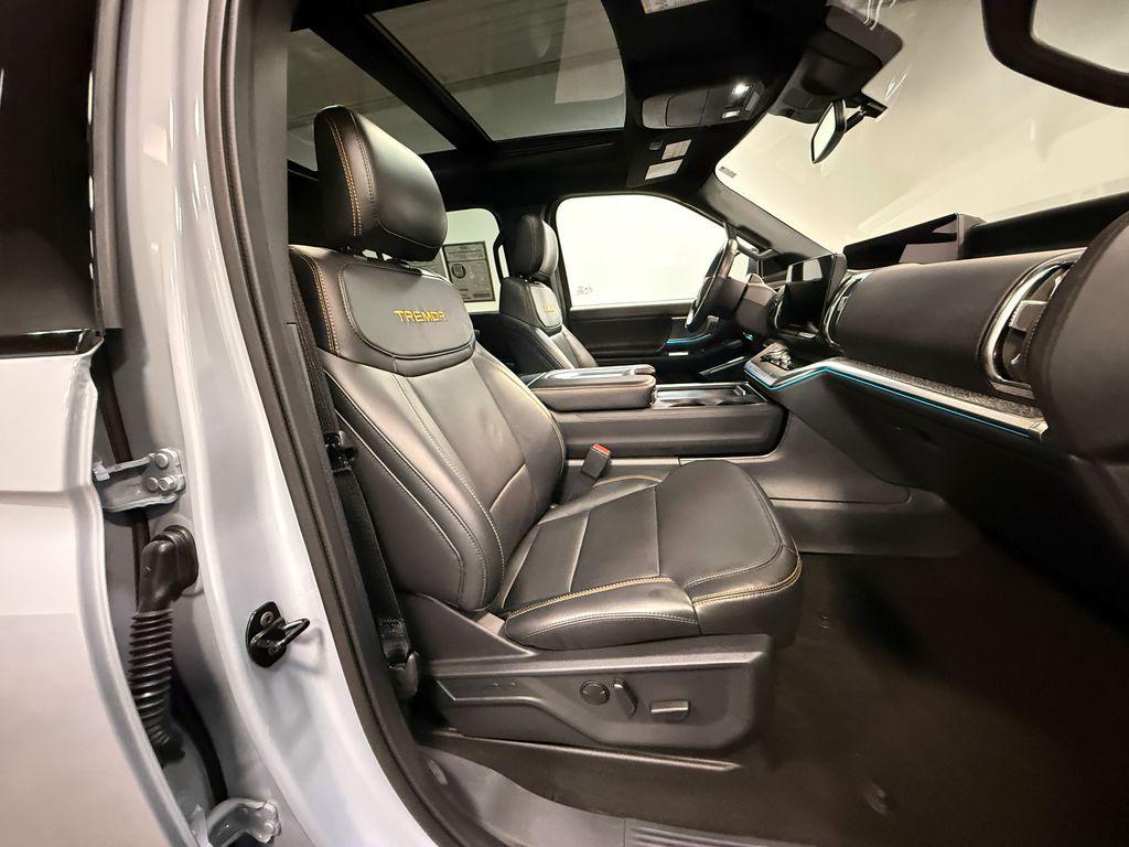 used 2025 Ford Expedition car, priced at $76,174