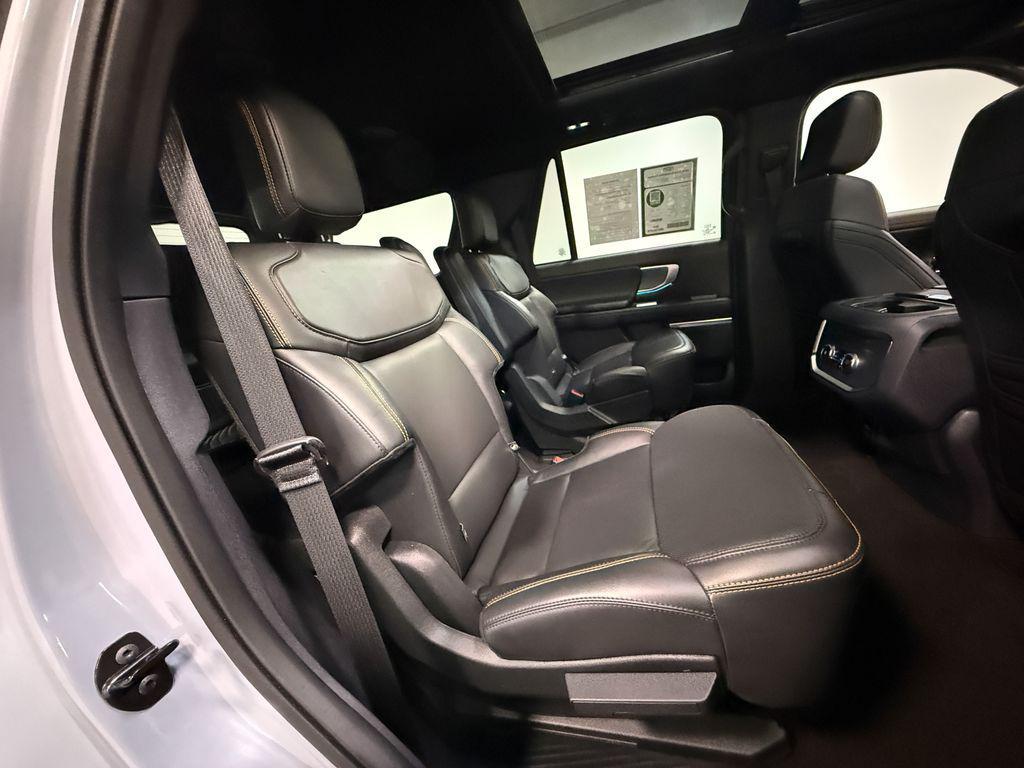 used 2025 Ford Expedition car, priced at $76,174