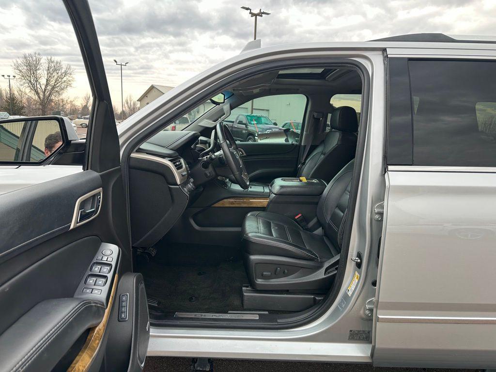 used 2017 GMC Yukon XL car, priced at $23,881
