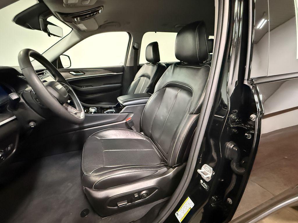 used 2023 Jeep Grand Cherokee L car, priced at $31,926