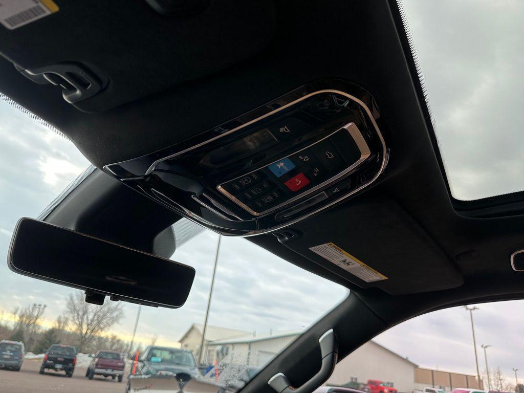 used 2022 Jeep Grand Wagoneer car, priced at $51,937