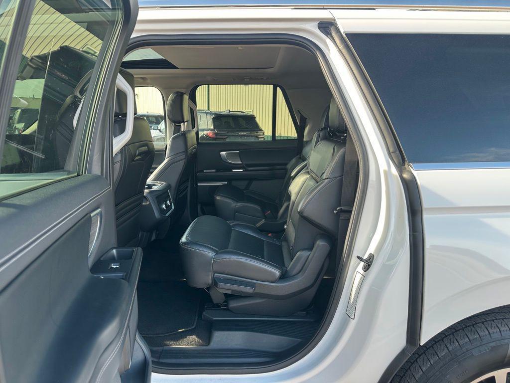 used 2025 Ford Expedition Max car, priced at $70,903