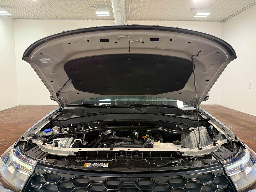 used 2025 Ford Explorer car, priced at $37,793