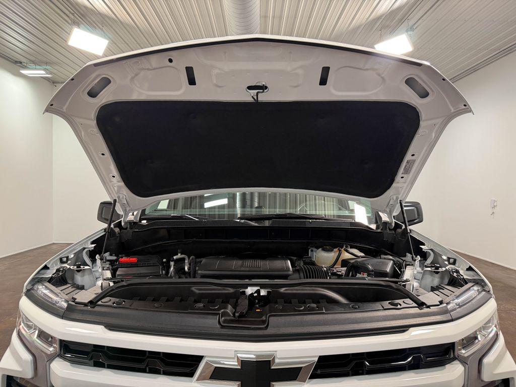 used 2025 Chevrolet Silverado 1500 car, priced at $51,101