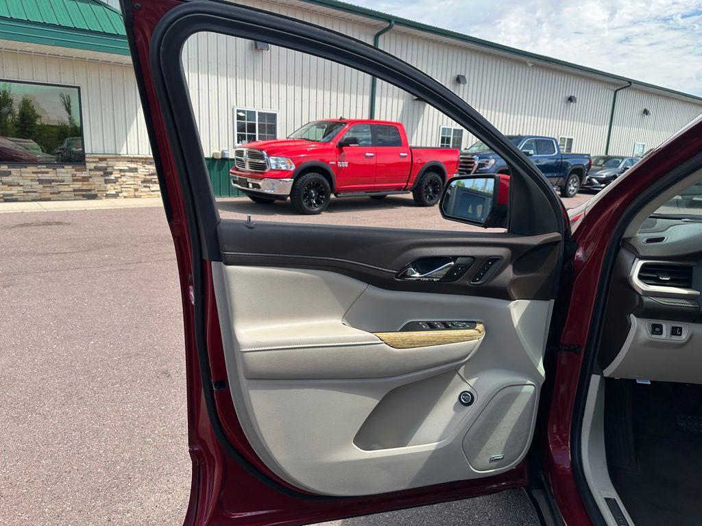 used 2019 GMC Acadia car, priced at $24,202