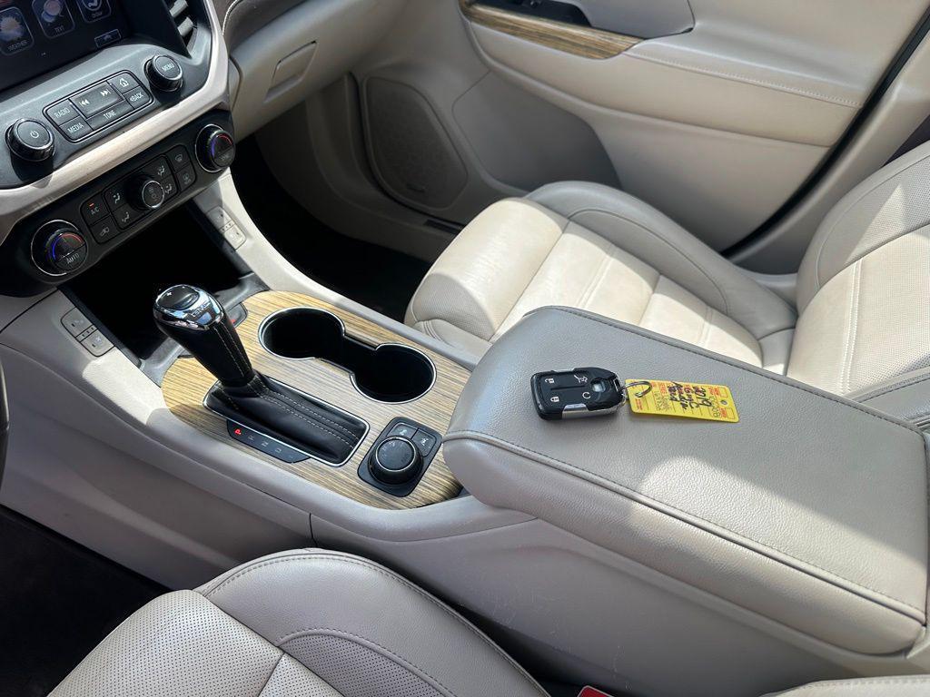 used 2019 GMC Acadia car, priced at $24,202