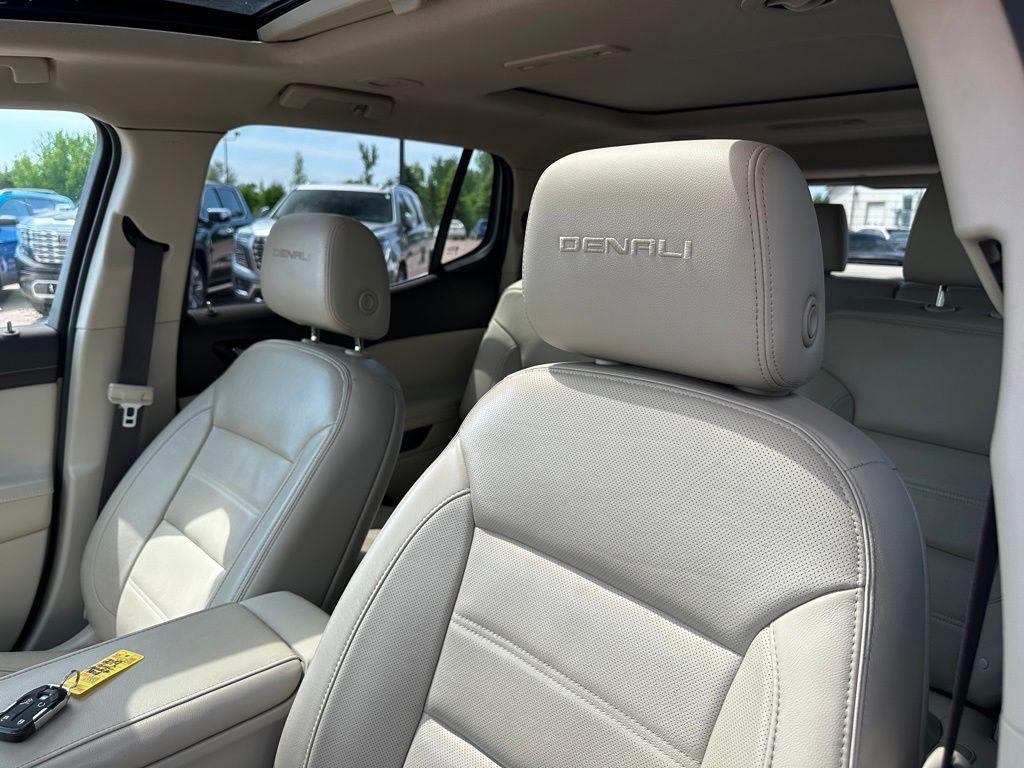 used 2019 GMC Acadia car, priced at $24,202