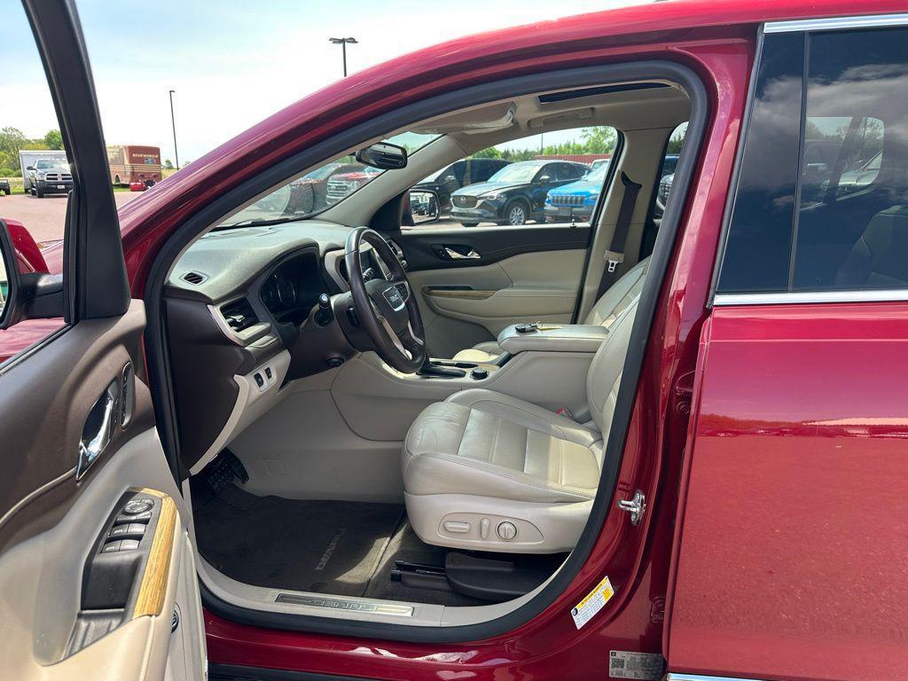 used 2019 GMC Acadia car, priced at $24,202