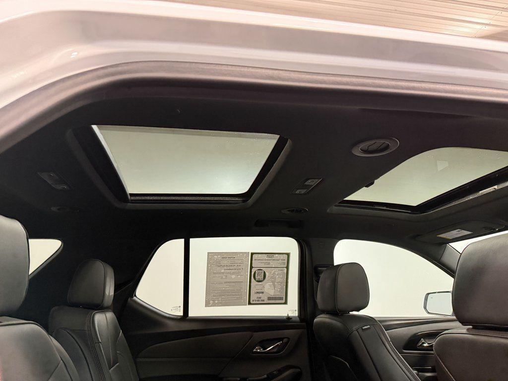 used 2024 Chevrolet Traverse car, priced at $41,300