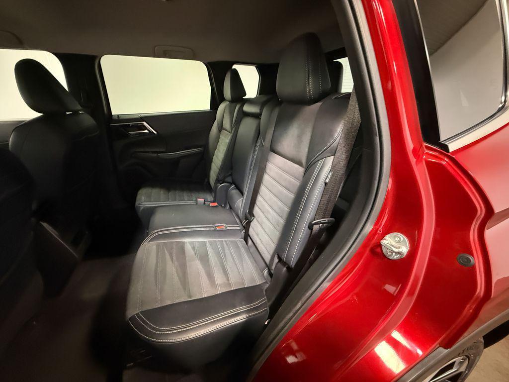 used 2024 Mitsubishi Outlander car, priced at $25,741