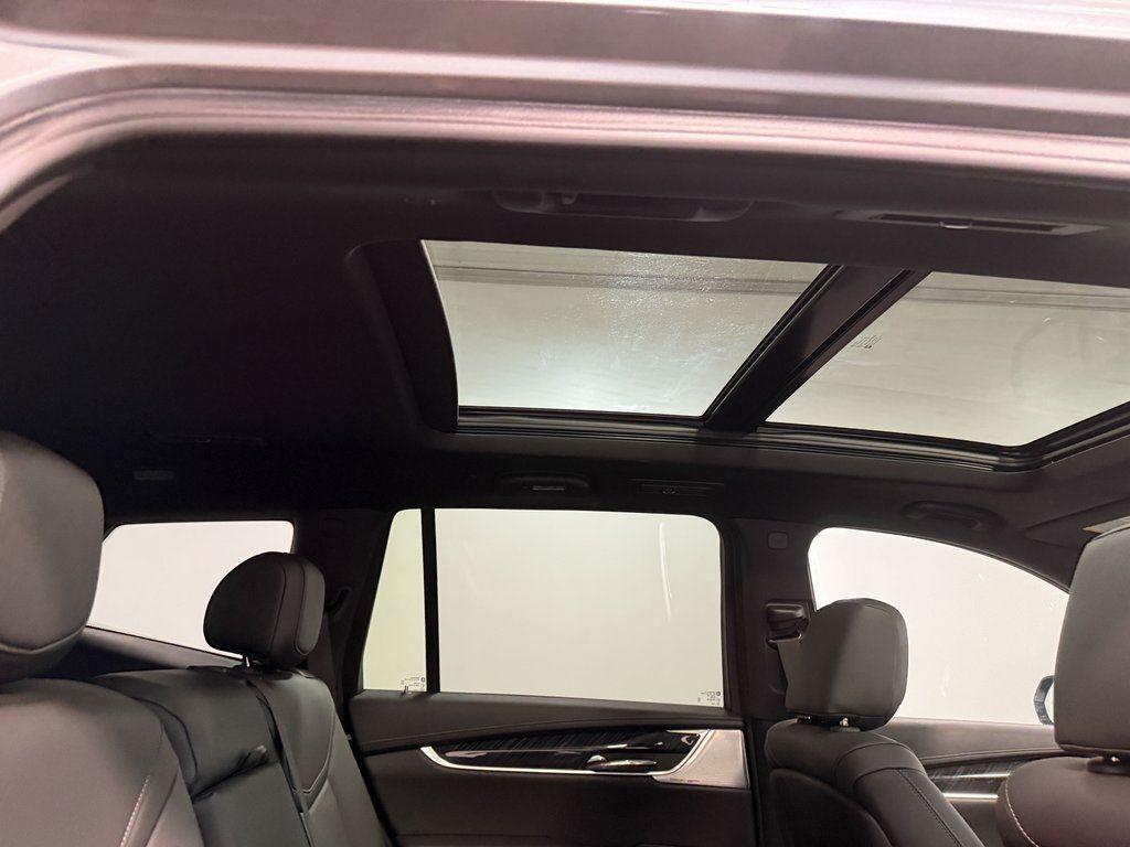 used 2024 Cadillac XT6 car, priced at $42,179