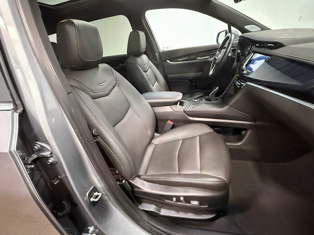 used 2024 Cadillac XT6 car, priced at $42,179