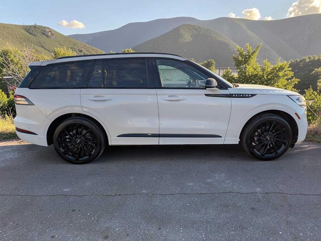 used 2023 Lincoln Aviator car, priced at $50,594