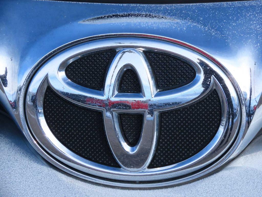 used 2016 Toyota Avalon car, priced at $16,745