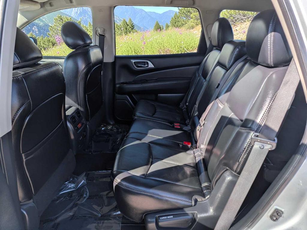 used 2020 Nissan Pathfinder car, priced at $20,094