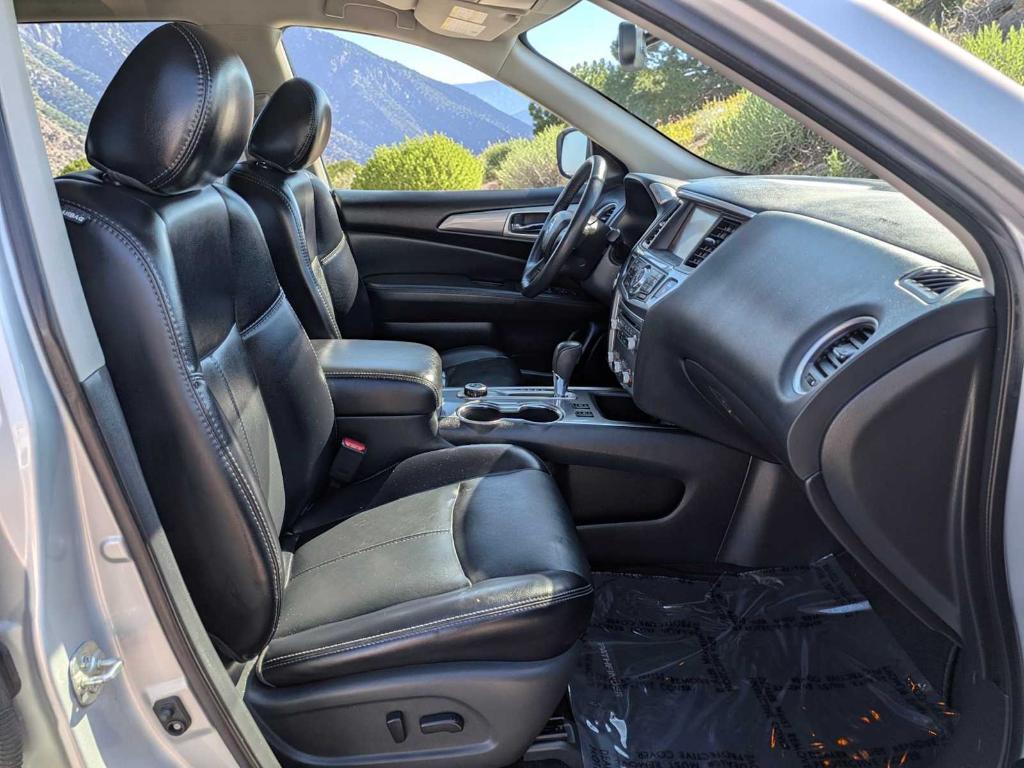 used 2020 Nissan Pathfinder car, priced at $20,094