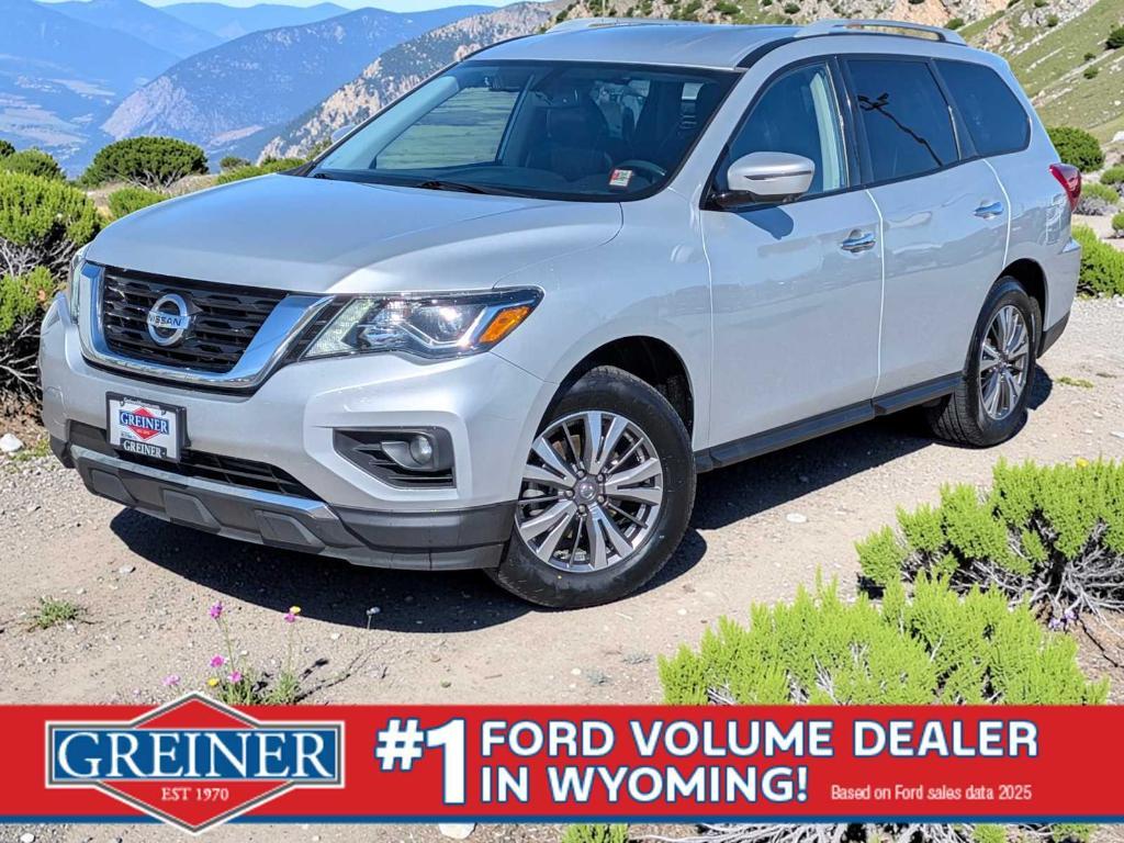 used 2020 Nissan Pathfinder car, priced at $20,094