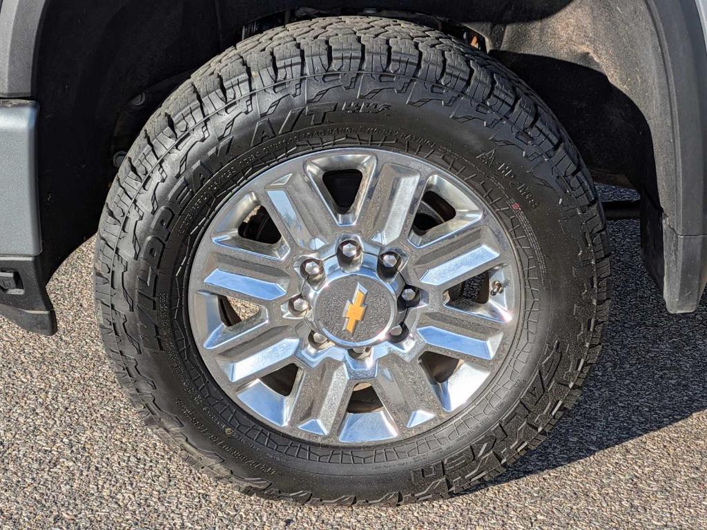 used 2024 Chevrolet Silverado 2500 car, priced at $70,594