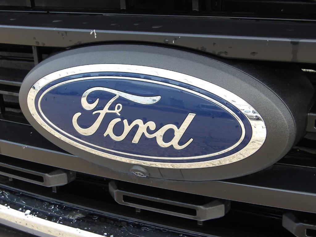 used 2021 Ford F-150 car, priced at $33,995