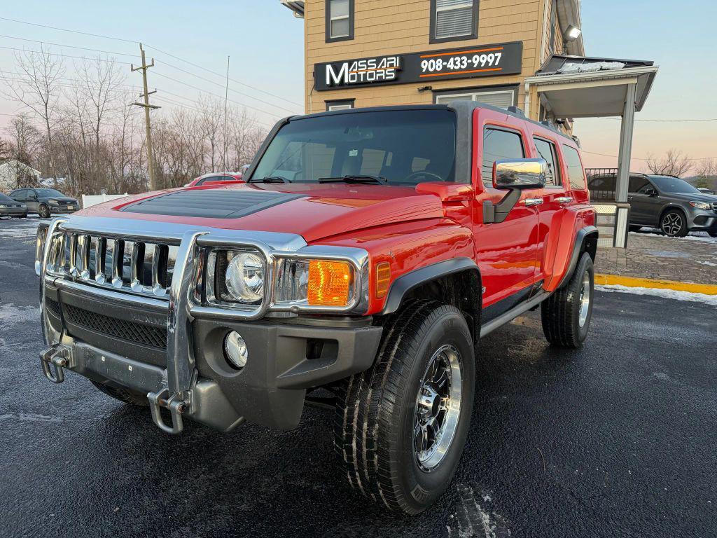used 2009 Hummer H3 car, priced at $13,990