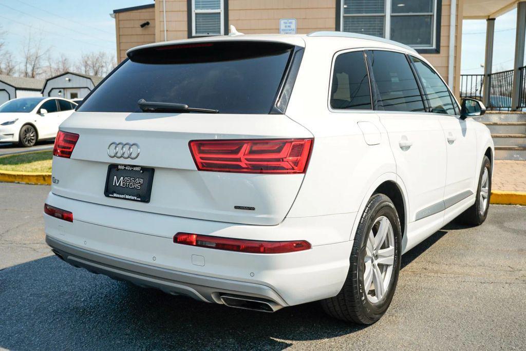 used 2018 Audi Q7 car, priced at $13,499