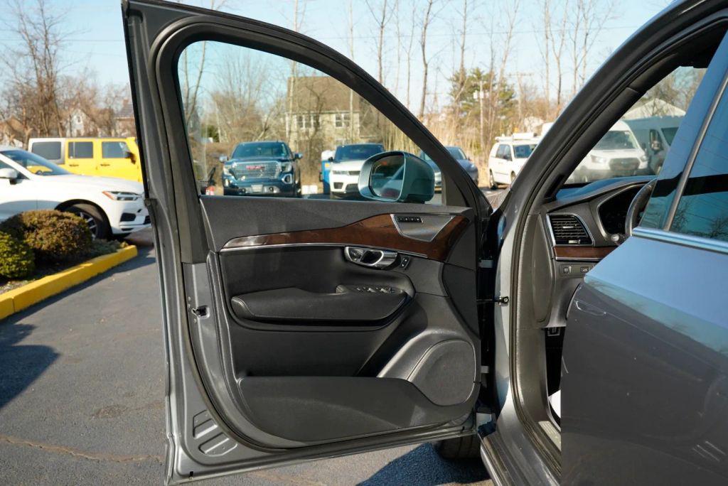 used 2016 Volvo XC90 car, priced at $12,999