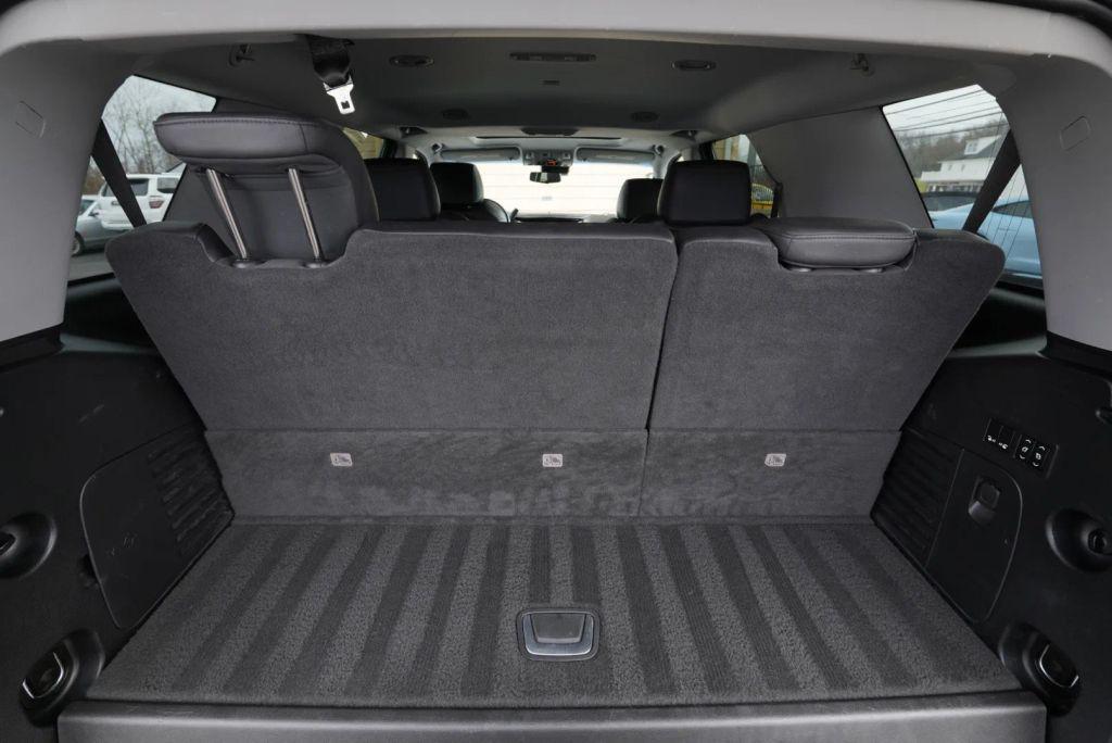 used 2020 Cadillac Escalade car, priced at $30,999