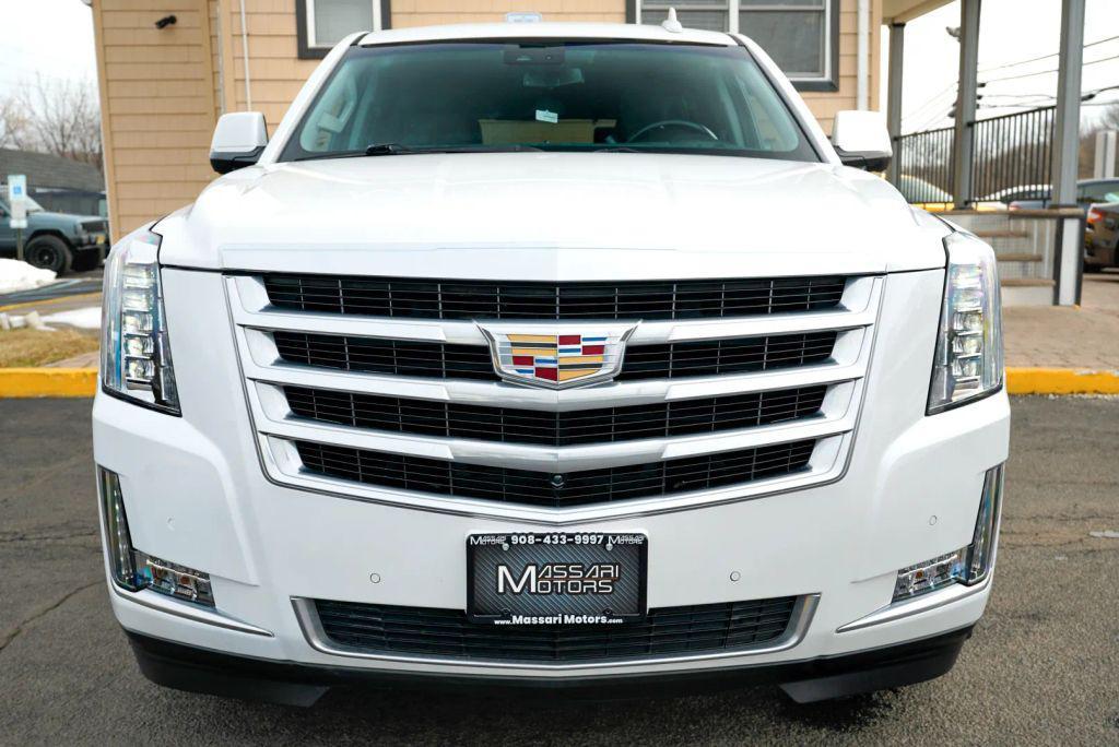 used 2020 Cadillac Escalade car, priced at $30,999