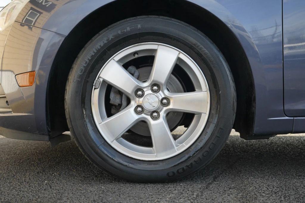 used 2013 Chevrolet Cruze car, priced at $4,999
