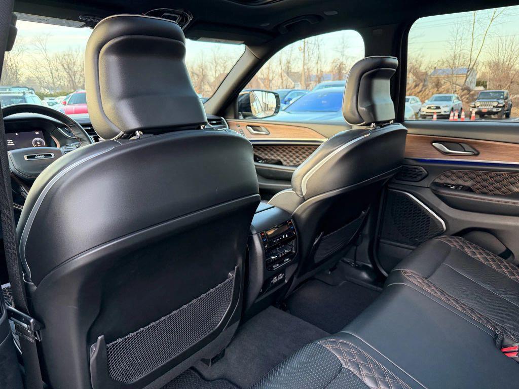 used 2022 Jeep Grand Cherokee car, priced at $35,499