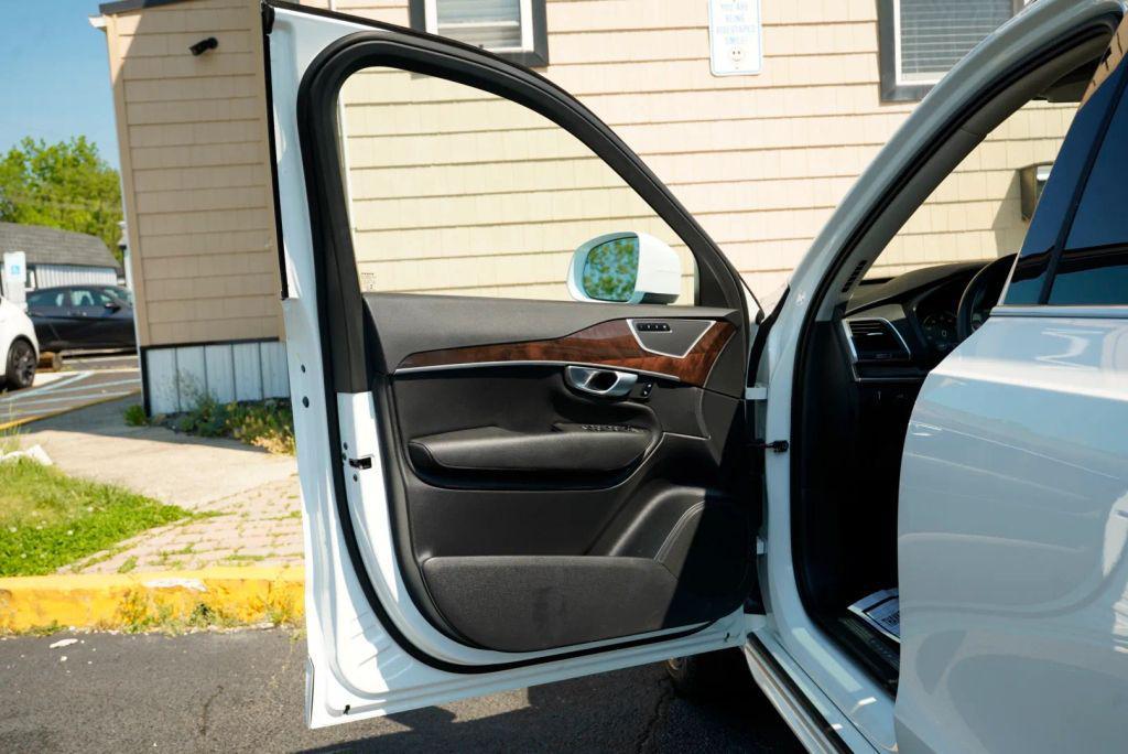 used 2019 Volvo XC90 car, priced at $19,999