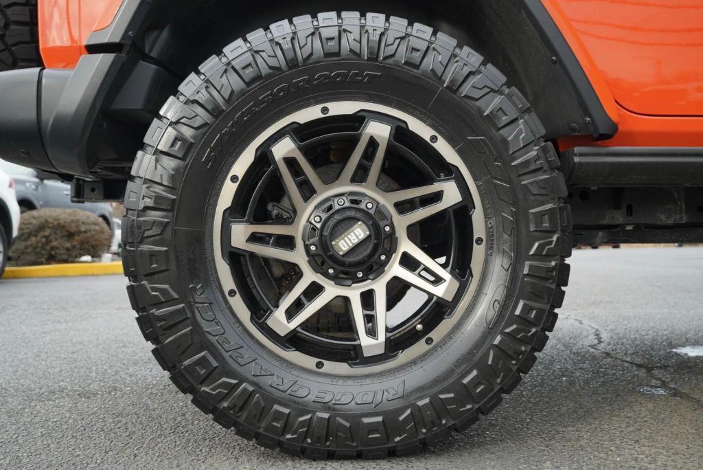 used 2020 Jeep Wrangler Unlimited car, priced at $25,177