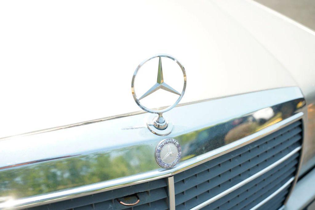 used 1987 Mercedes-Benz 190 car, priced at $28,999