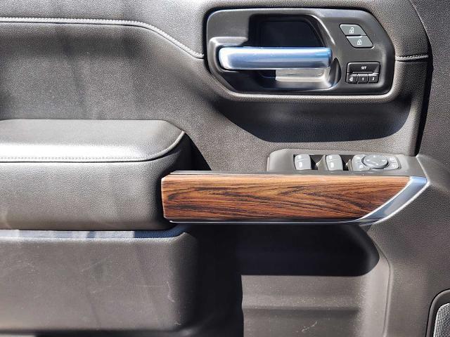 used 2021 GMC Sierra 1500 car, priced at $33,202