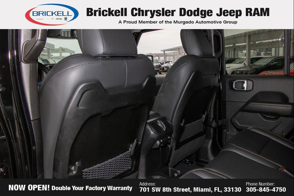 new 2026 Jeep Gladiator car, priced at $50,440