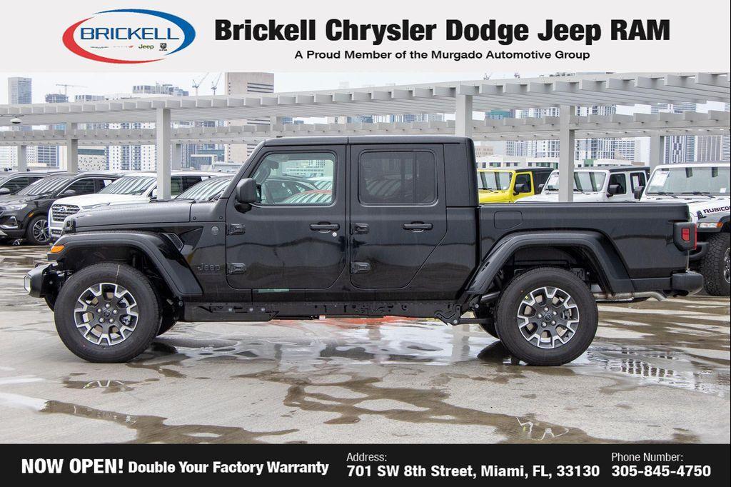 new 2026 Jeep Gladiator car, priced at $50,440