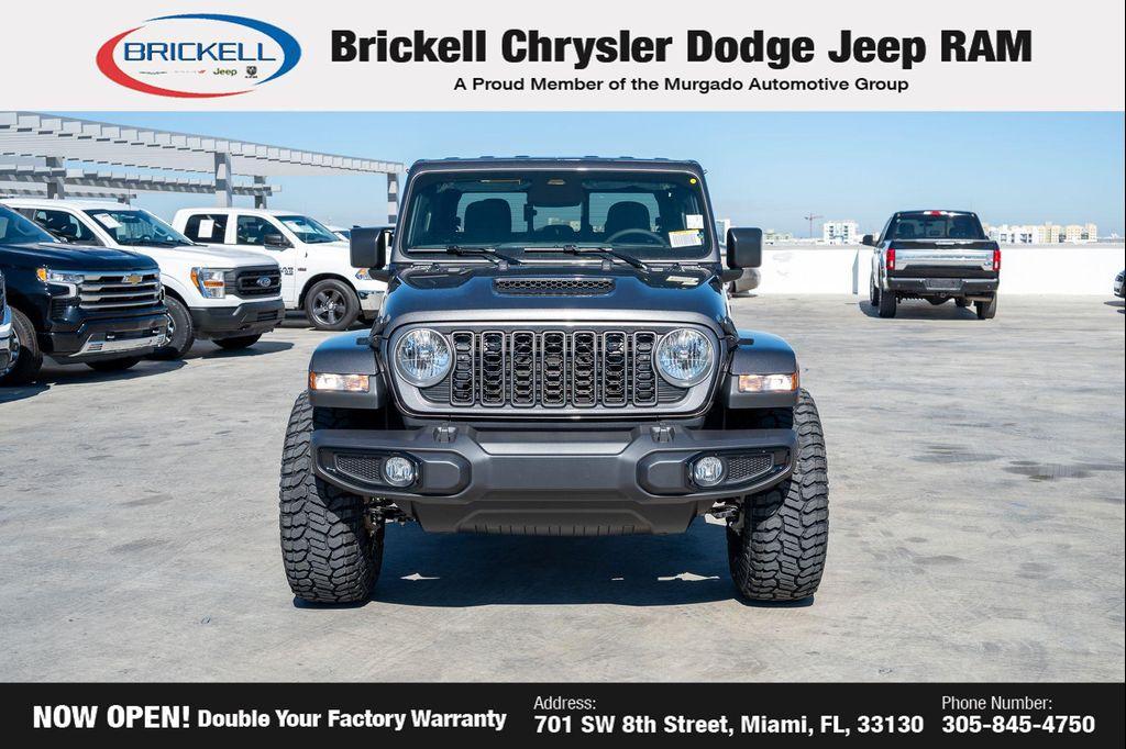 new 2026 Jeep Gladiator car, priced at $47,730