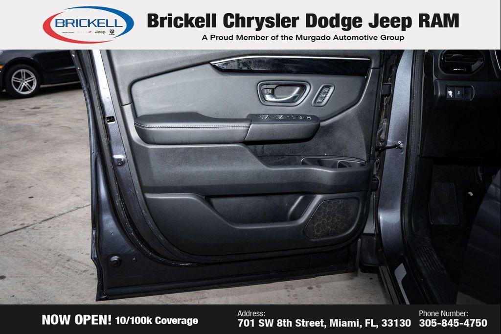 used 2024 Honda Pilot car, priced at $37,025