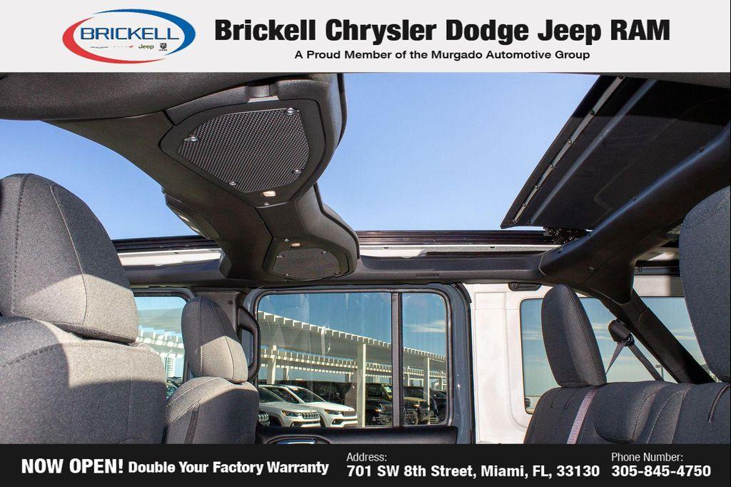 new 2025 Jeep Wrangler car, priced at $39,263