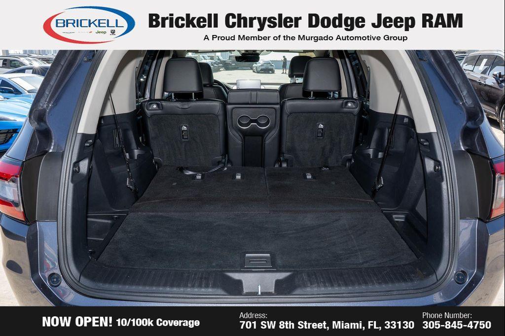 used 2025 Honda Pilot car, priced at $36,550