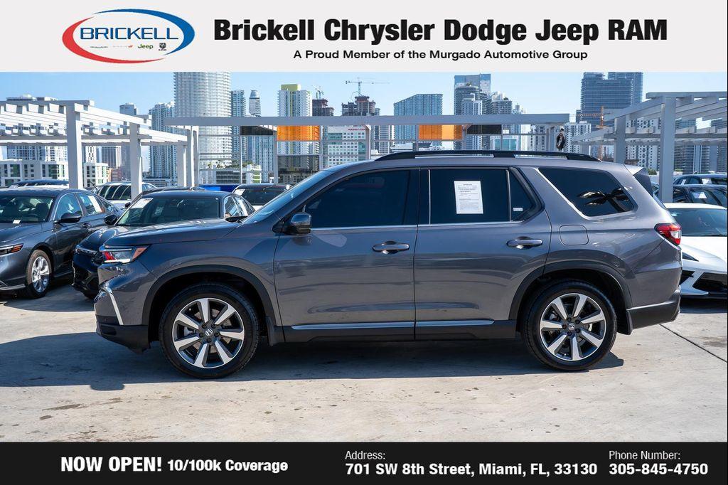 used 2025 Honda Pilot car, priced at $36,550
