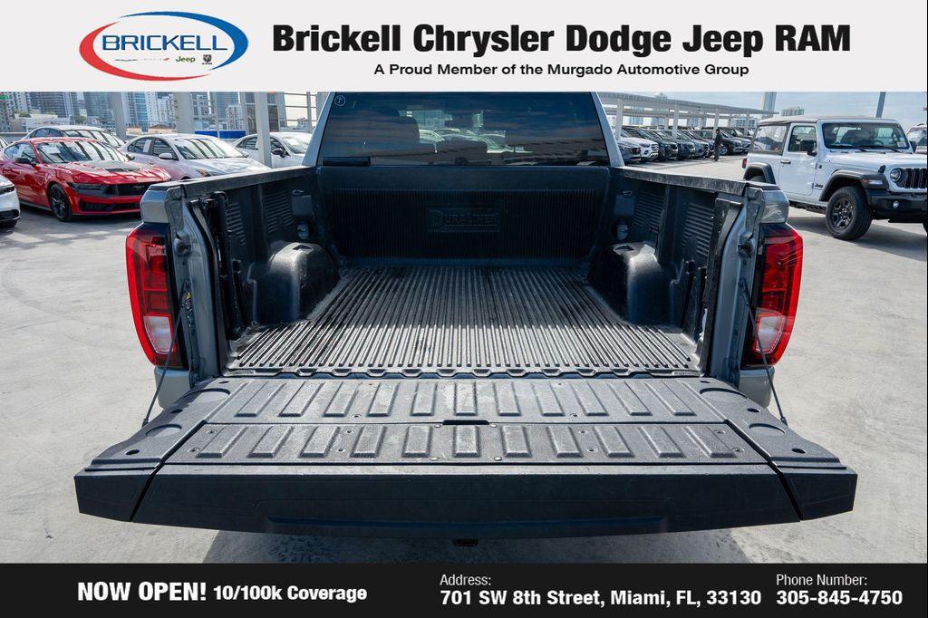 used 2024 GMC Sierra 1500 car, priced at $30,155